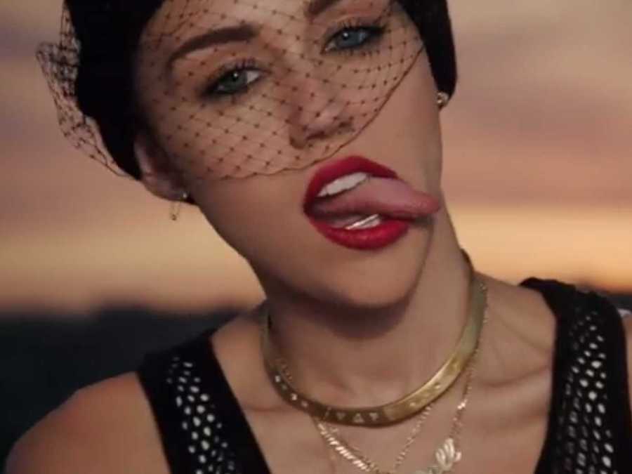 photo-of-miley-cyrus