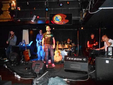 1238727_605497179542276_1258567017_n