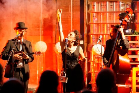 Tintinette Swing Orchestra live